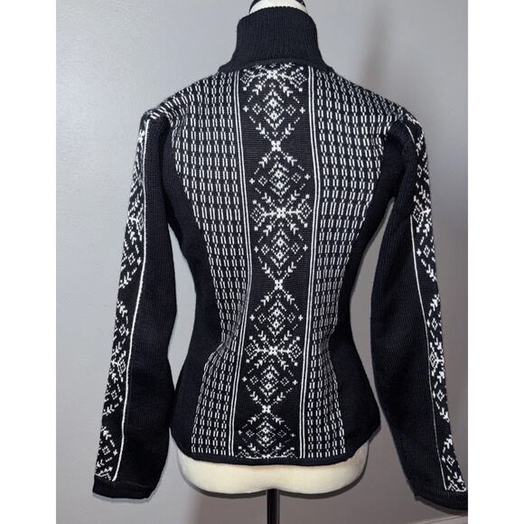 Obermeyer Women’s Wool Blend Sweater Size Medium Vintage Black And White - Picture 3 of 3